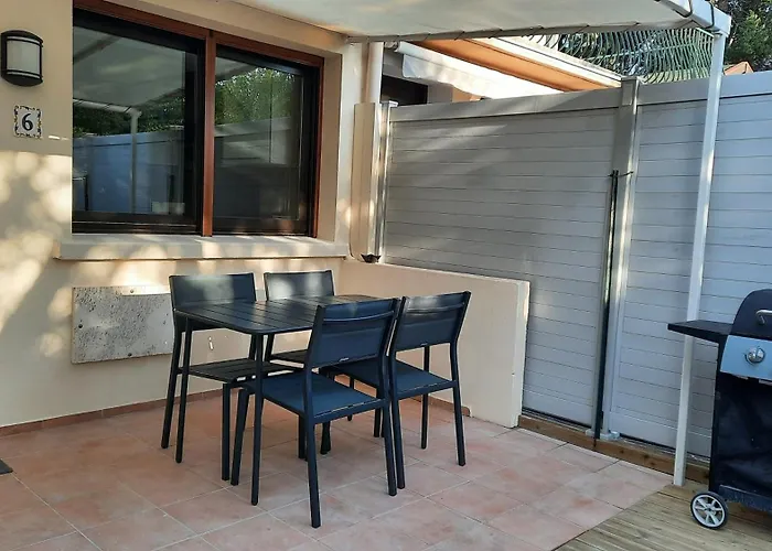 Climatise Lantanas 2 Adultes 2 Enfants Lägenhet