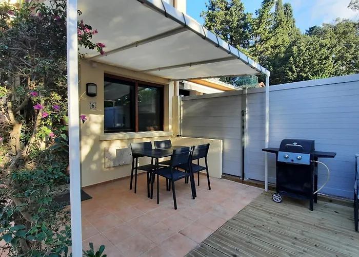 Climatise Lantanas 2 Adultes 2 Enfants Appartement *